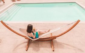 Almyra Apartments & Suites